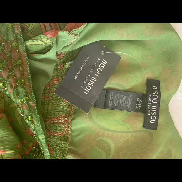 NWT Bisou Bisou green/yellow embellished size small top. - Picture 6 of 7